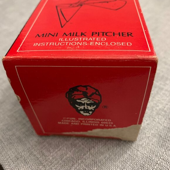 VIntage Royal Magic Mini Milk Pitcher Trick With Illustrated Instructions - Picture 3 of 6